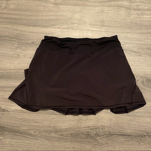 LULULEMON SKIRT - Picture 2 of 3